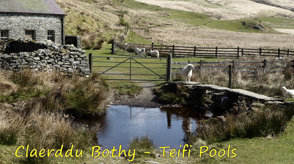 Claerddu Bothy - Tefifi Pools