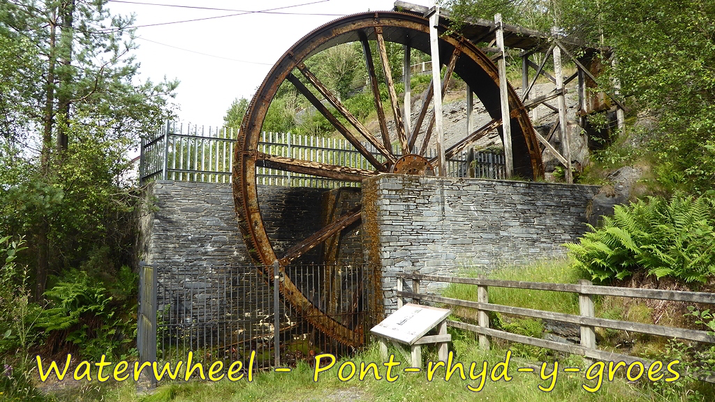 Waterwheel at Pont-rhyd-y-groes